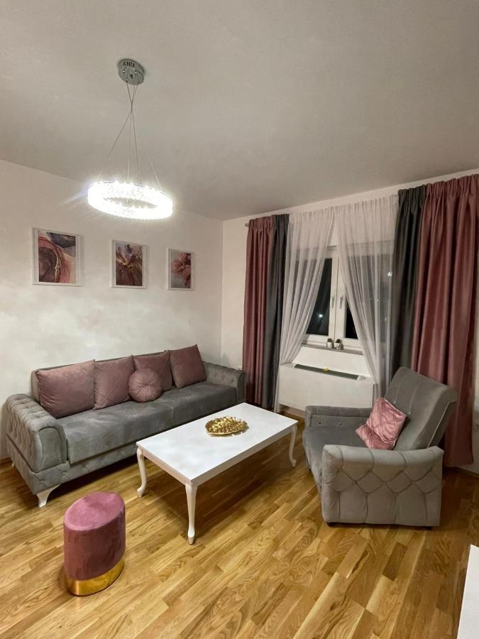 Skyline Apartment Bijeljina Exteriör bild