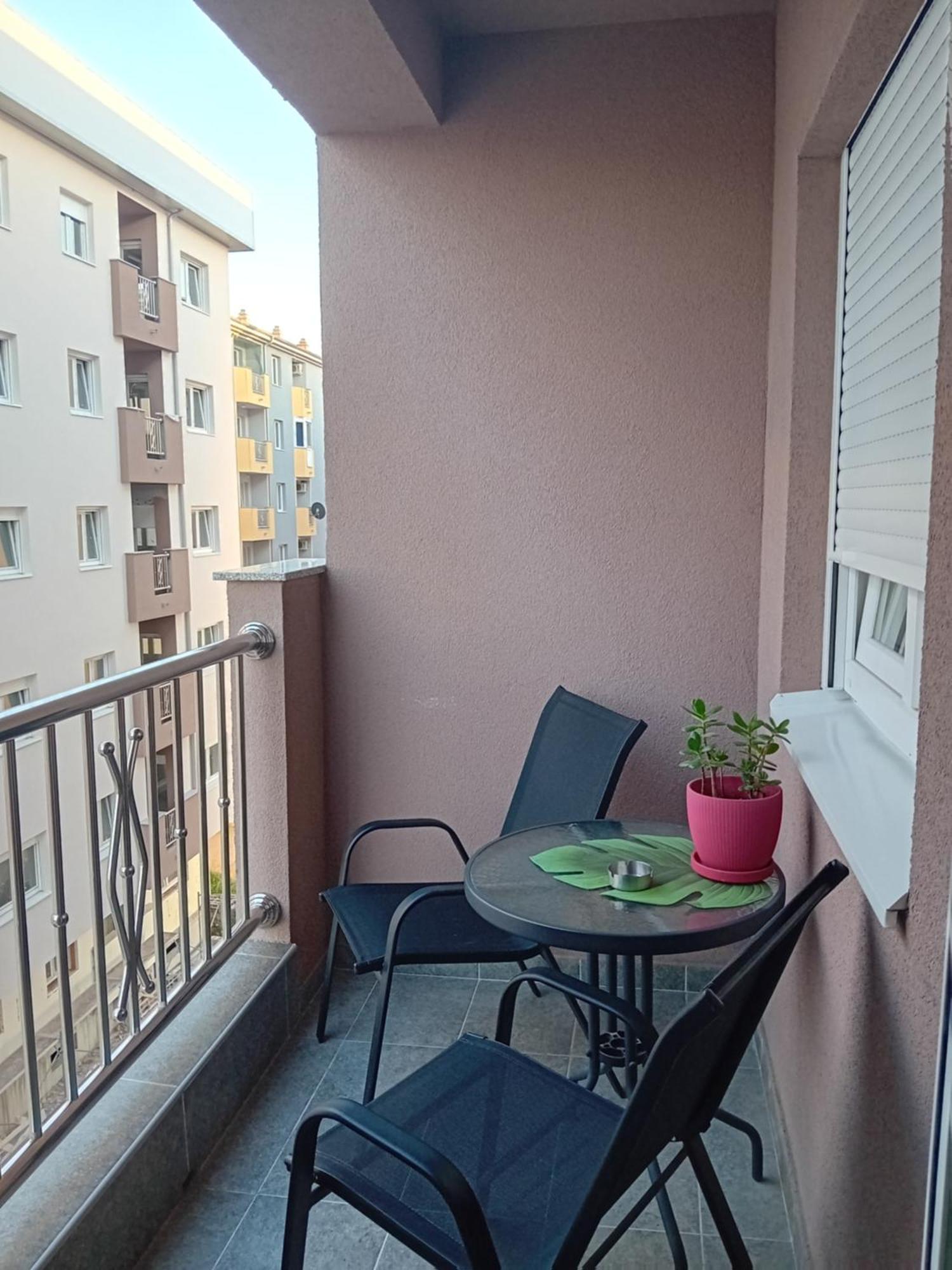 Skyline Apartment Bijeljina Exteriör bild